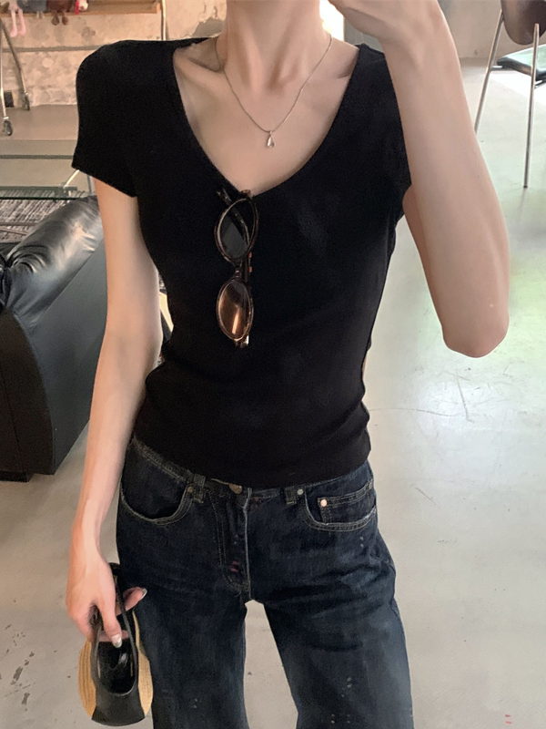 严选夏季基础款T恤女气质U领正肩修身显瘦纯色简约百搭短袖上衣女